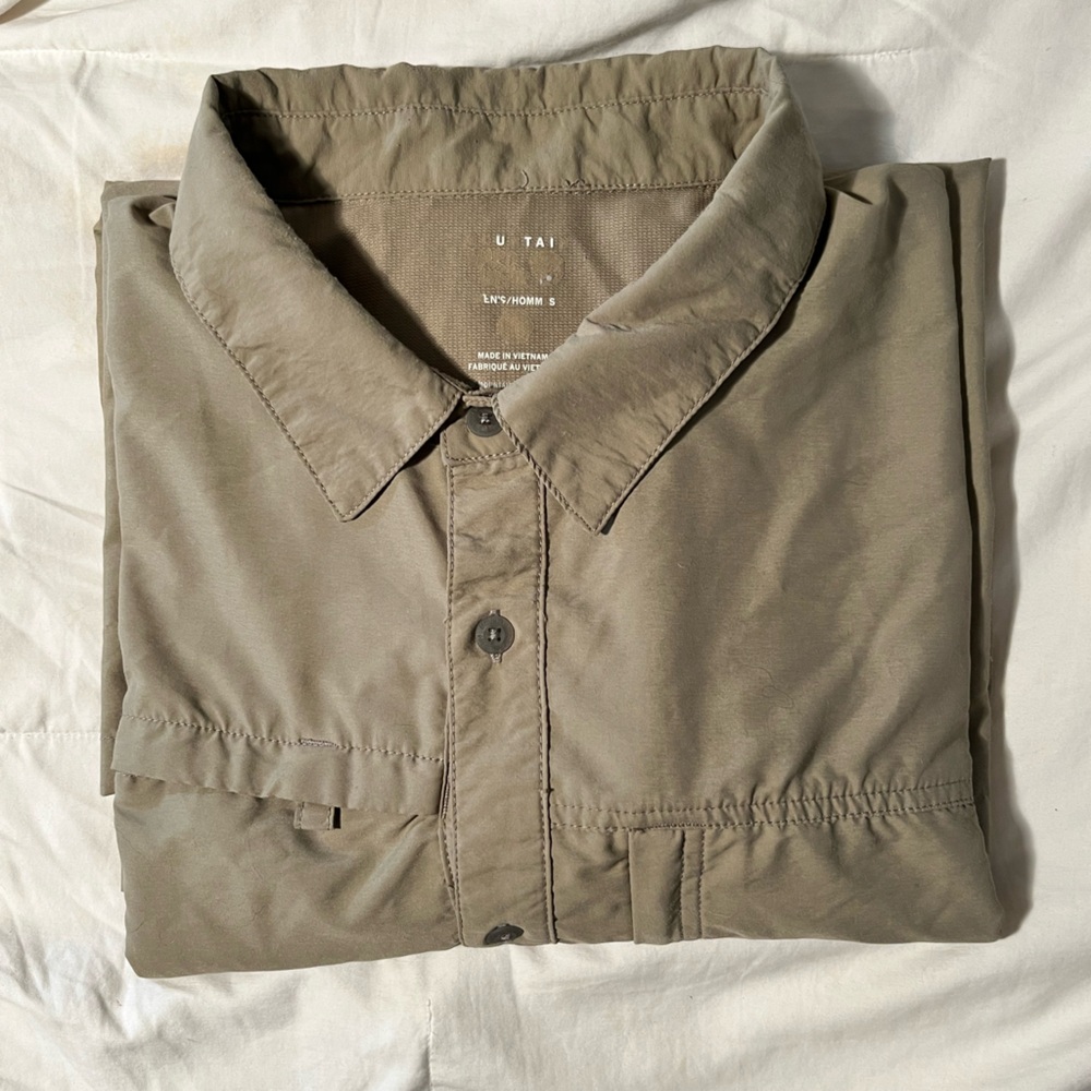 Mountain Hardwear Tan Longsleeve Shirt Relaxed Fit